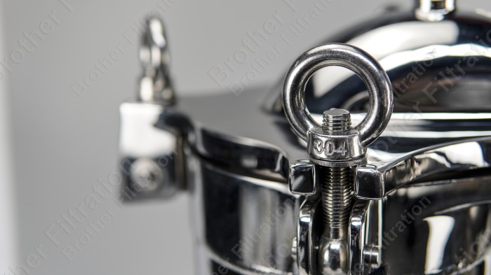 Bag filters made from different materials can handle specific chemicals